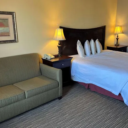 Lamplighter Inn&Suites Pittsburg